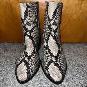 Treasure & Bond Shoes Treasure & Bond Farrah Booties